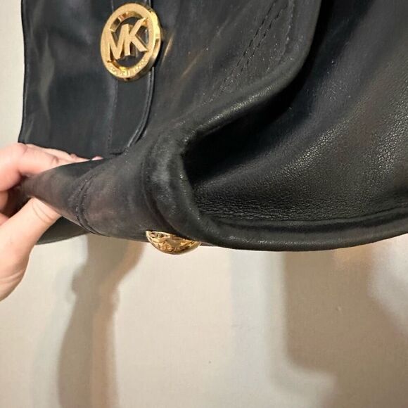 Michael Michael Kors black leather bag - Picture 6 of 9